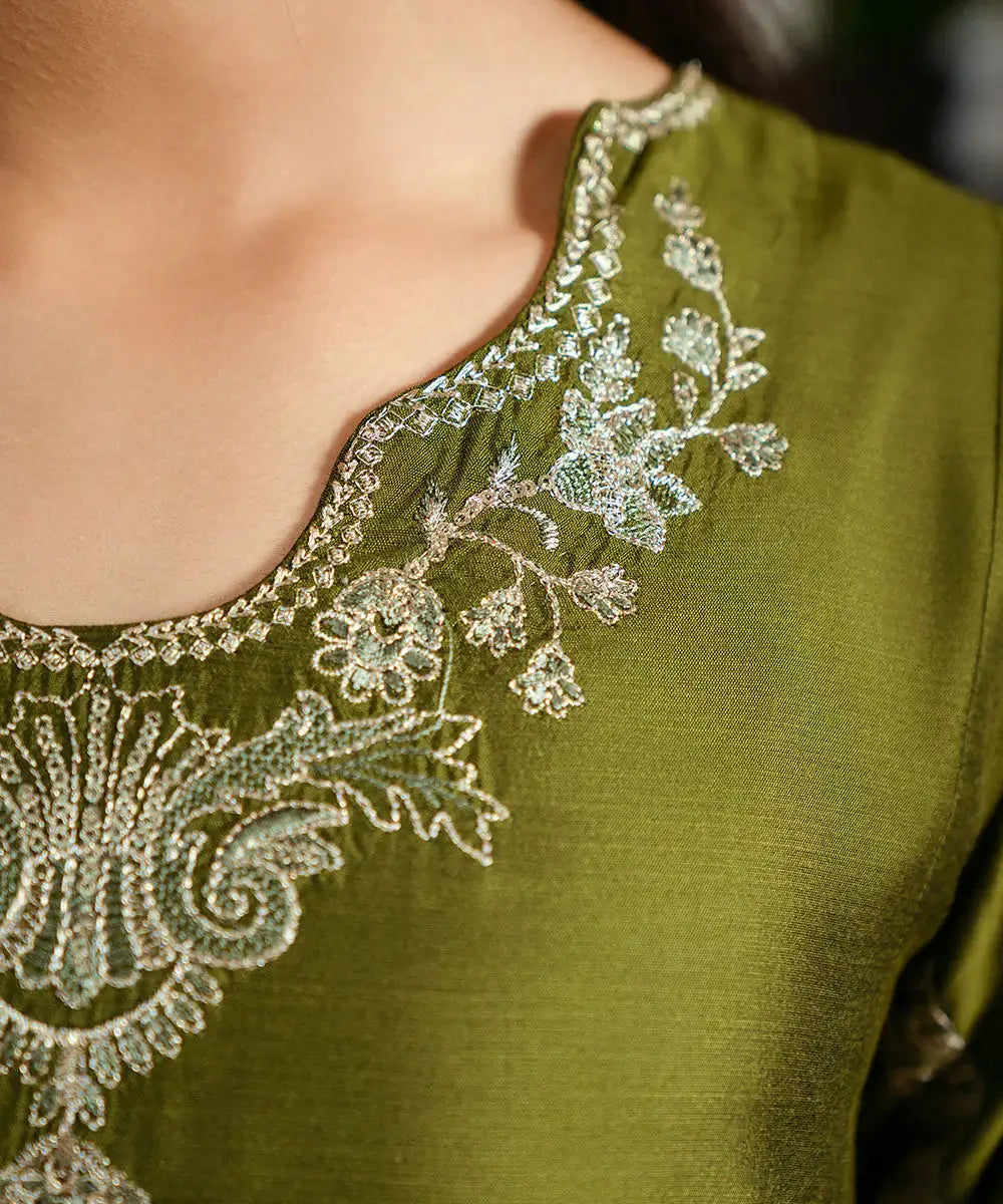 Embroidered Yarn Dyed Shirt - Kross Kulture 