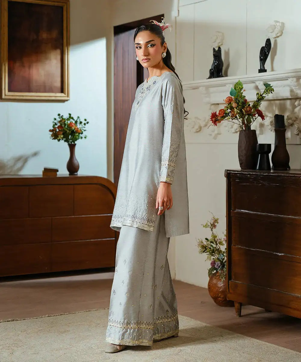Embroidered Yarn Dyed Shirt - Kross Kulture 