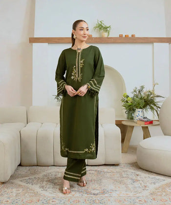 2PC - Embroidered Khaddar Suit - Kross Kulture 