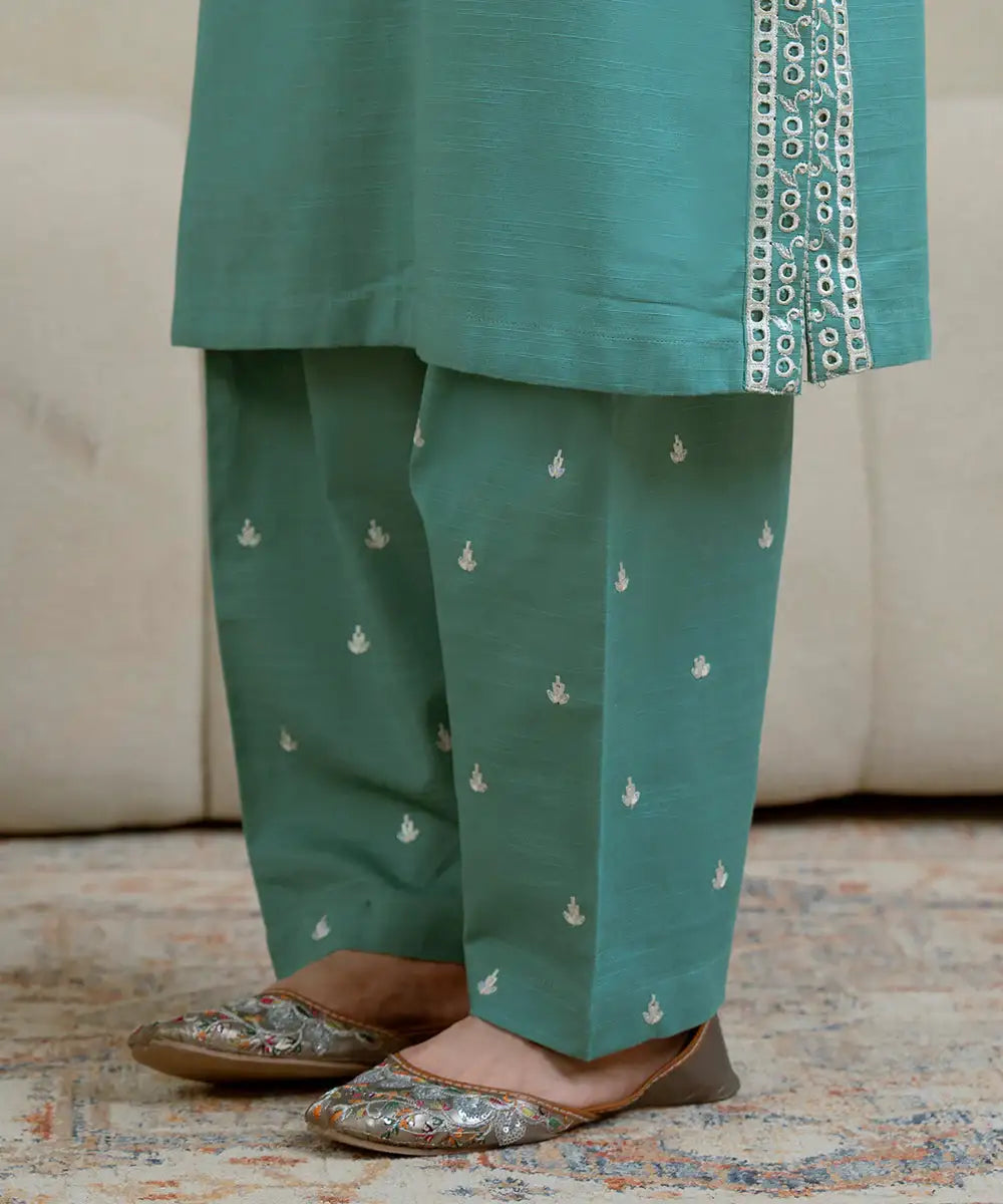 2PC - Embroidered Khaddar Suit - Kross Kulture 