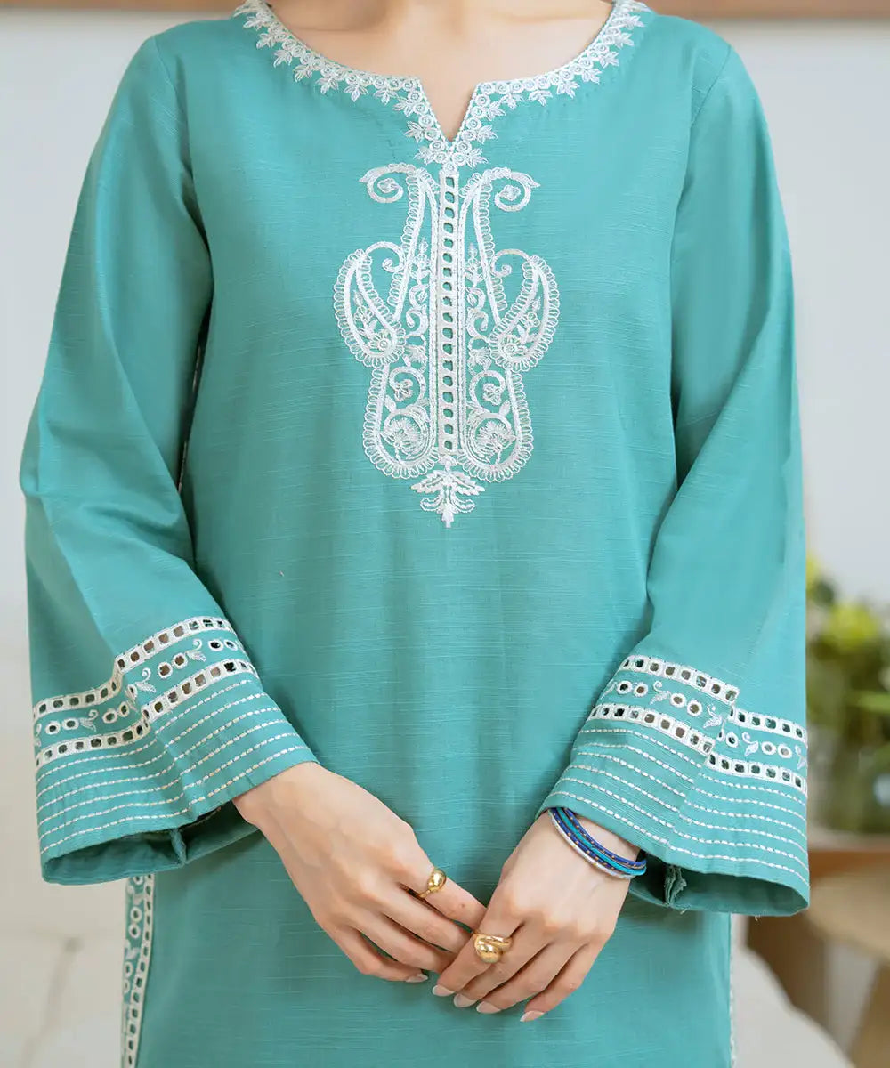 2PC - Embroidered Khaddar Suit - Kross Kulture 