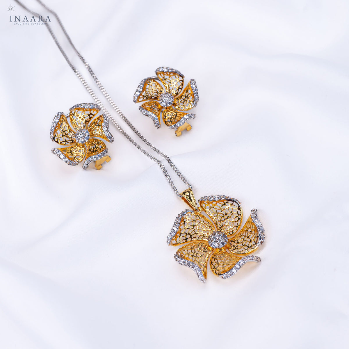 Golden Flower Pendant Set