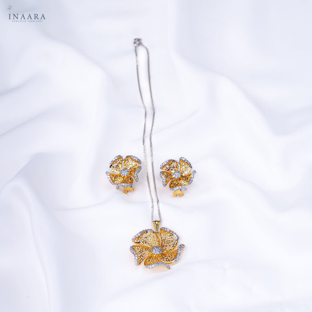 Golden Flower Pendant Set