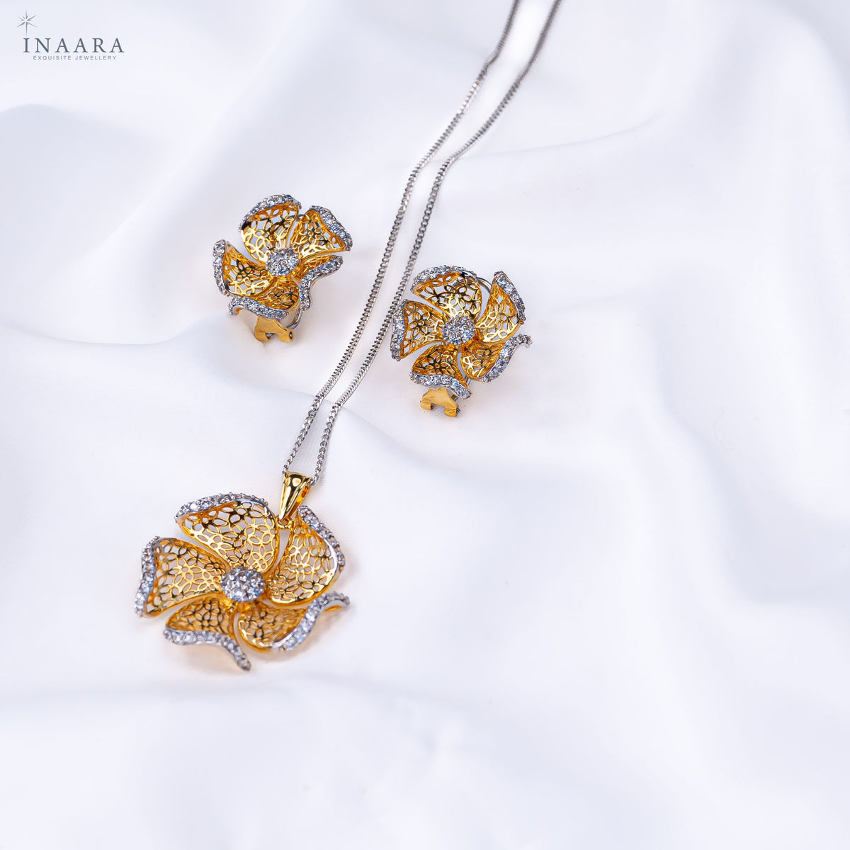 Golden Flower Pendant Set