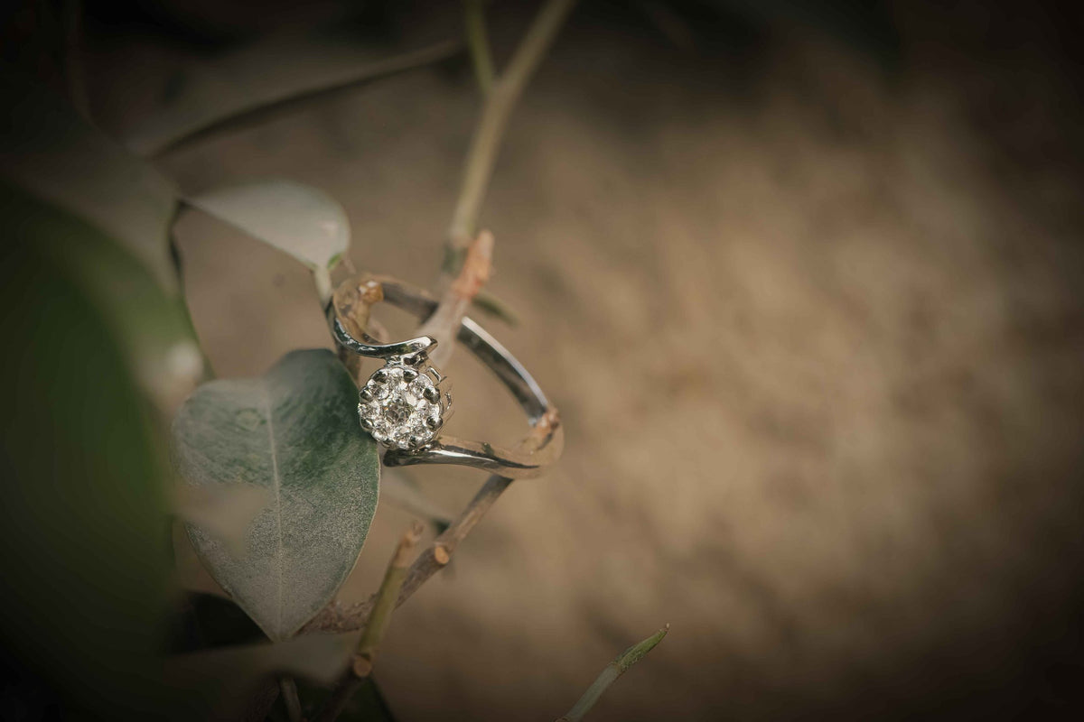 Stylish Zircon Ring