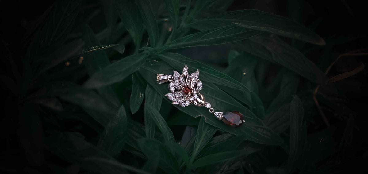 Flower Pendant - Crystal Brown