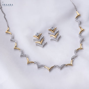 Dawn Crest Necklace Set