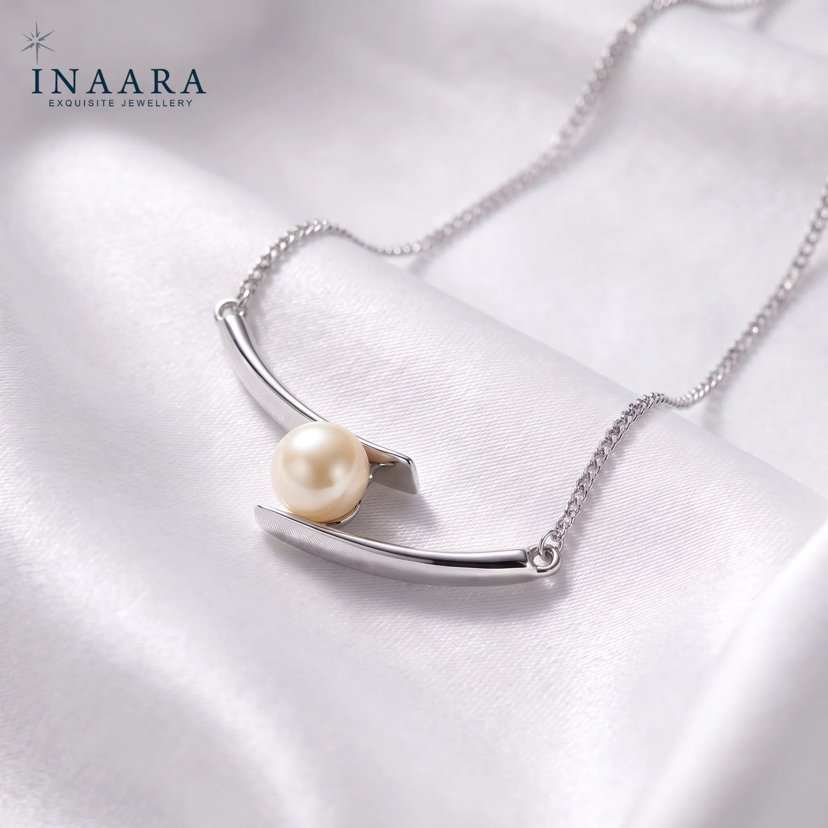 Embrace Pearl Mini-Necklace
