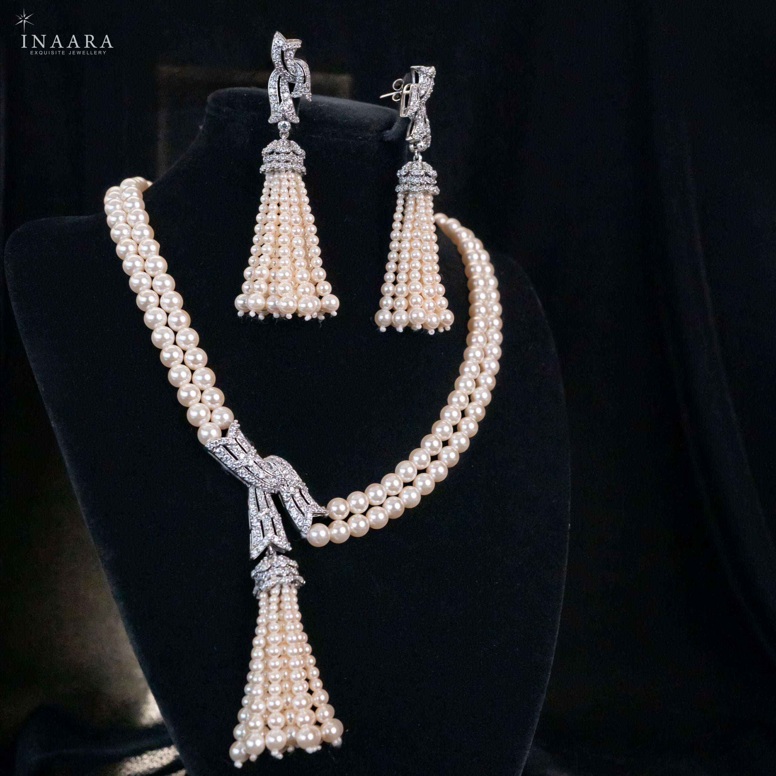 Stylish Pearl Necklace Set