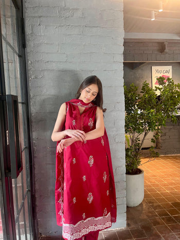 Crimson - Unstitch Luxury Lawn Suit – view 2