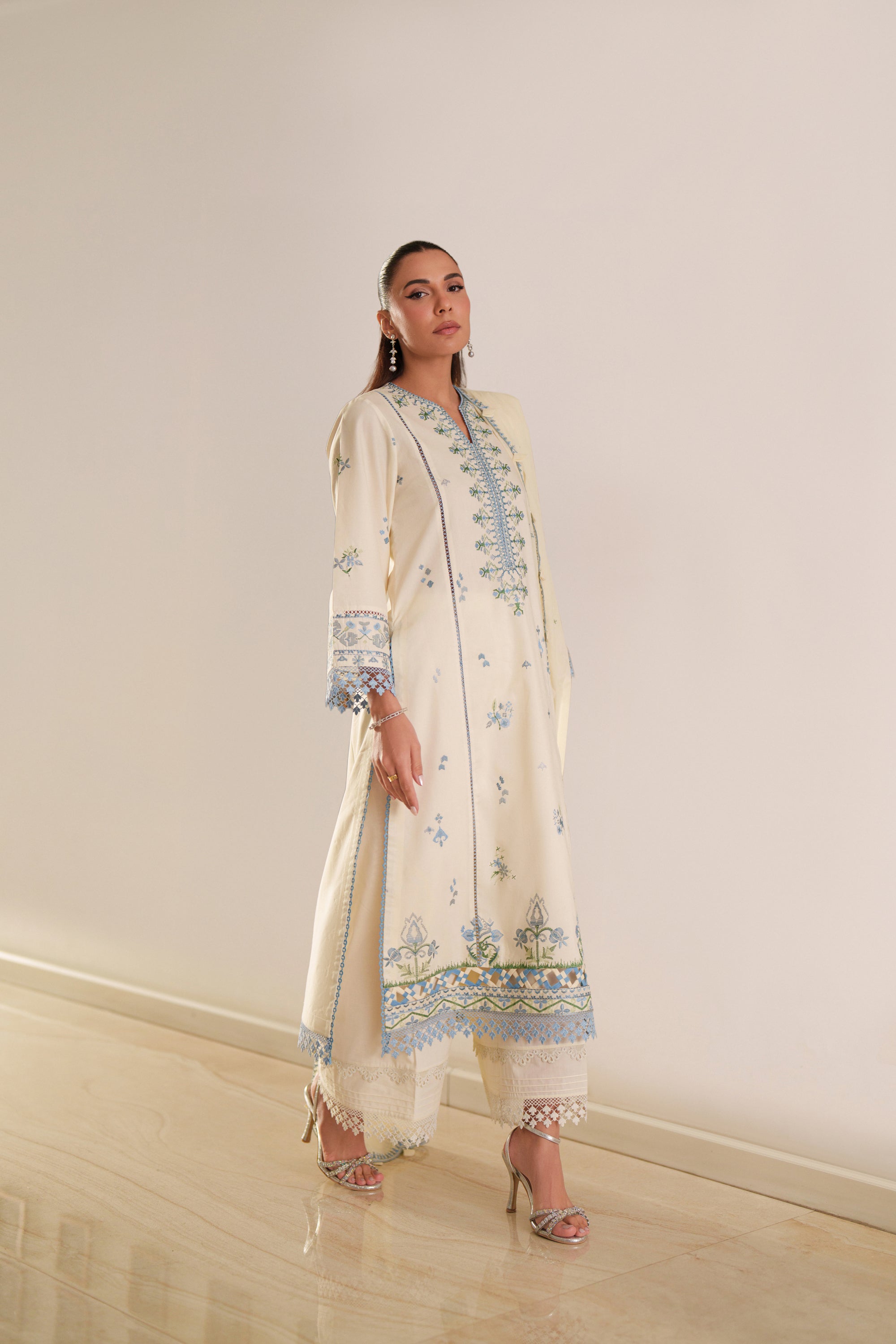 Ivory Suzani - Unstitched Luxury Lawn Suit – view 5