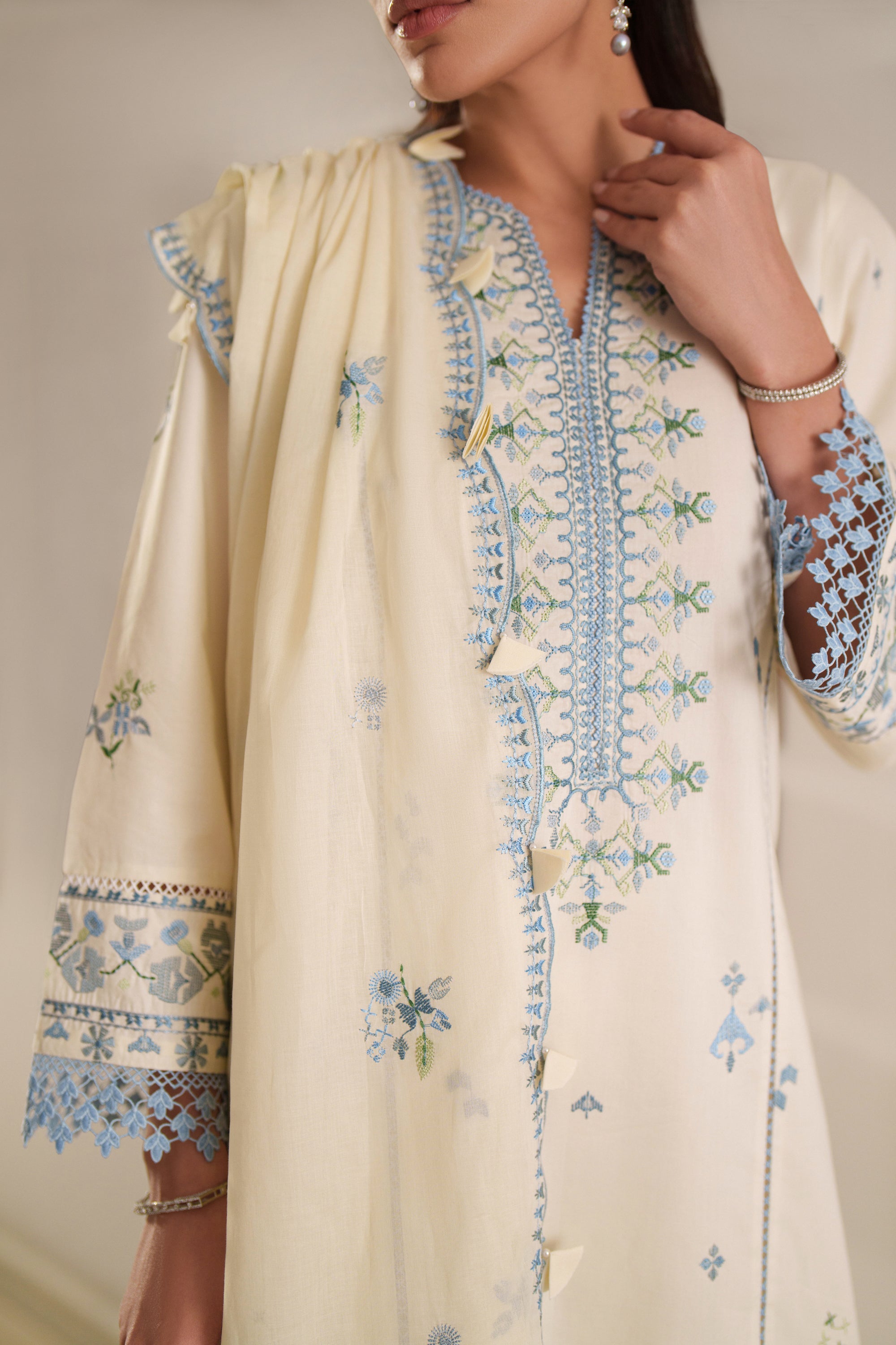 Ivory Suzani - Unstitched Luxury Lawn Suit