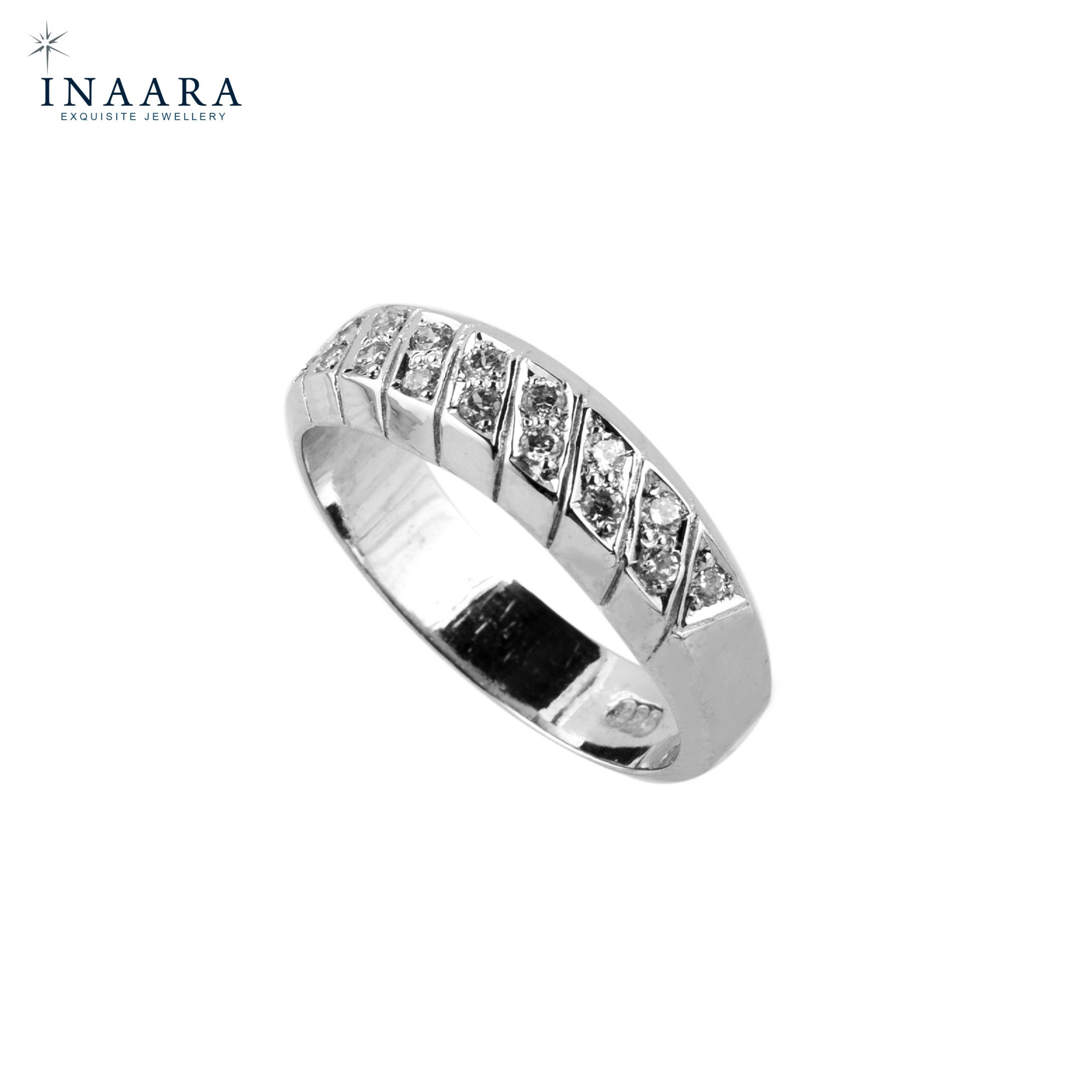 Glamorous Ring
