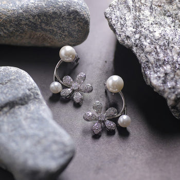 Moonpetal Pearl Earrings