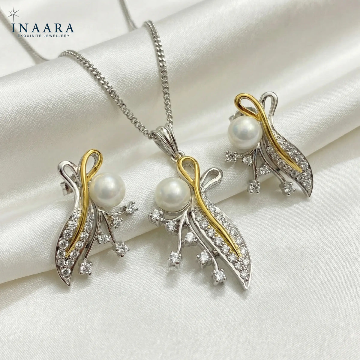 Raya Pearl Pendant Set