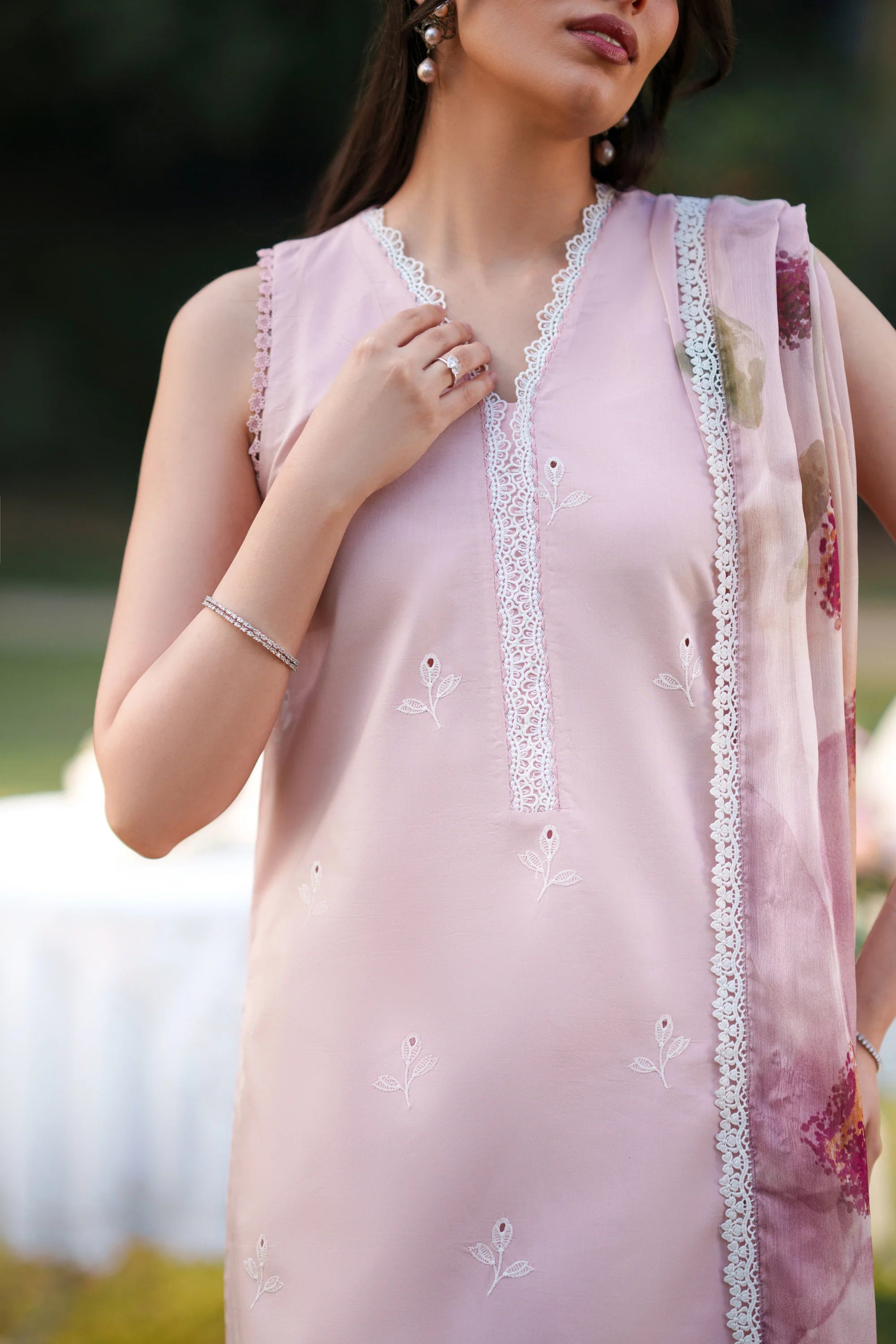 Rosy Whisper - Unstitch Luxury Lawn Suit – view 4