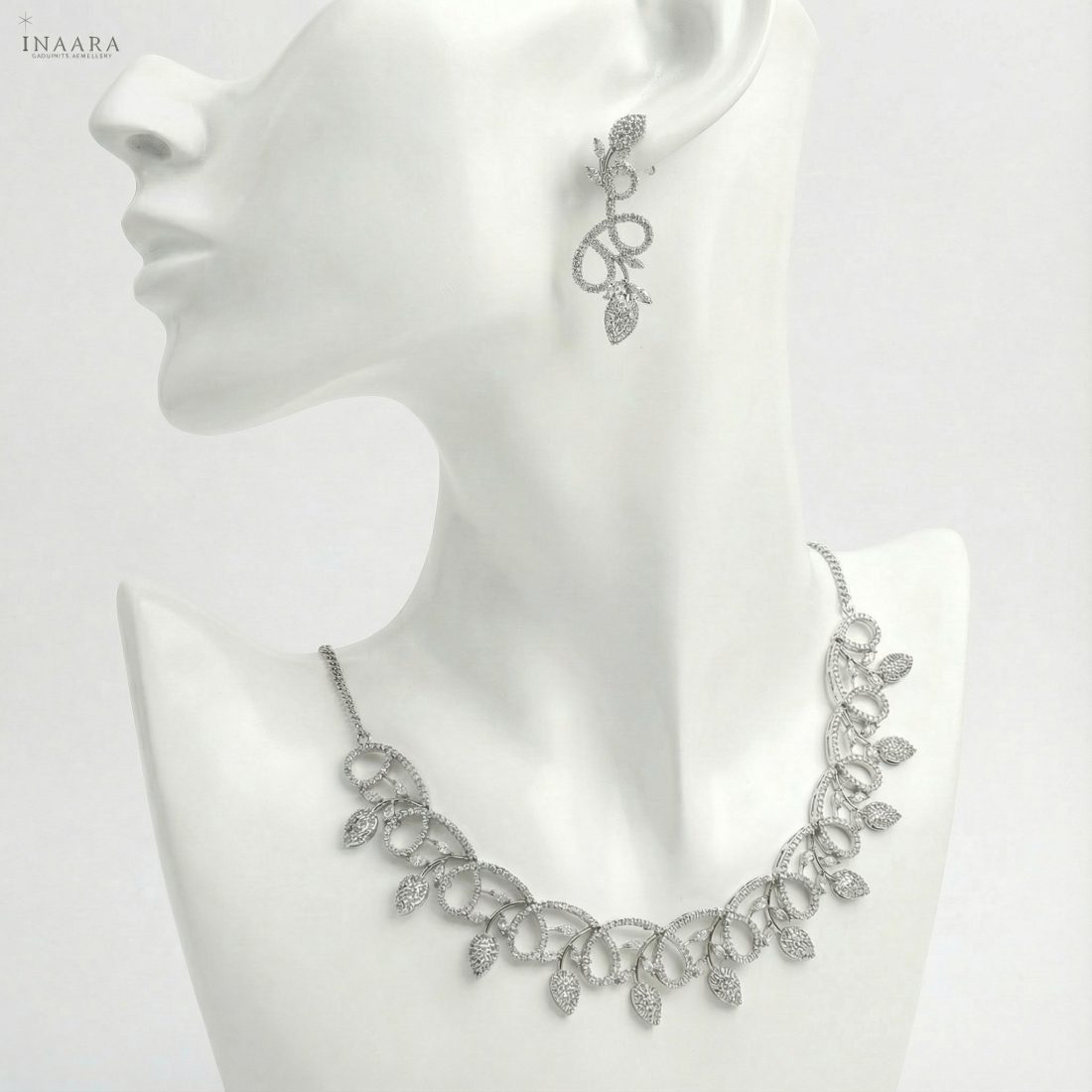 Shimmer Leaf Necklace Set