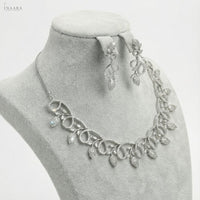 Shimmer Leaf Necklace Set