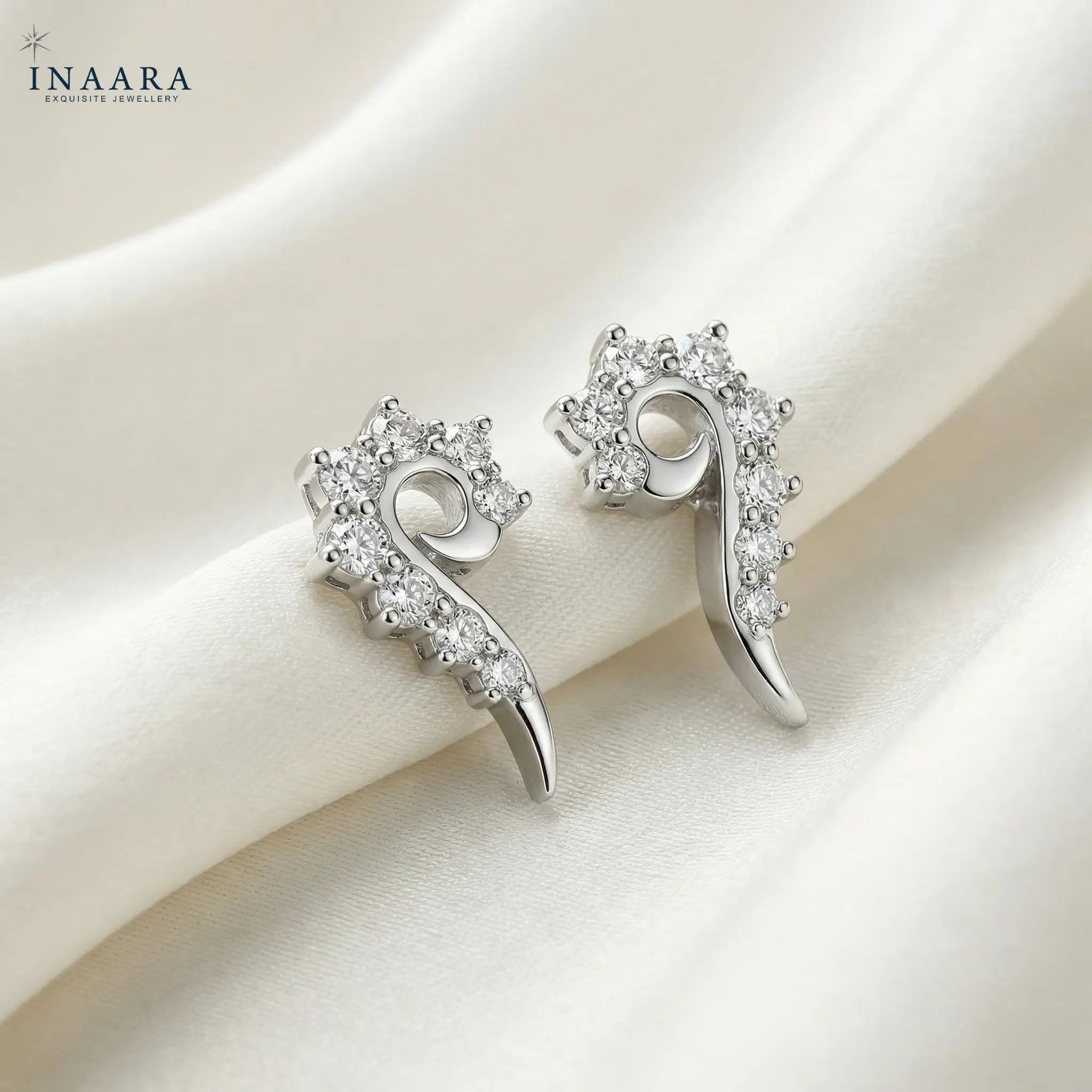 Legacy Curve Earrings