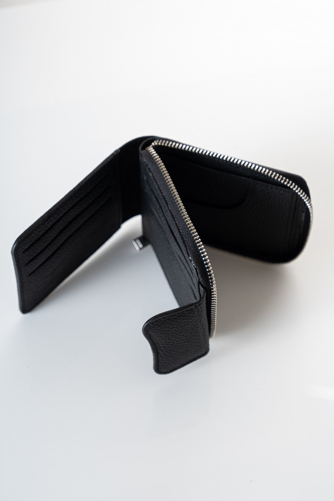 Zippered Zephyr