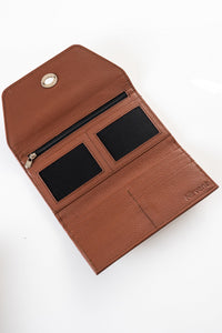 Detox Clutch