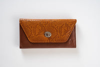 Detox Clutch
